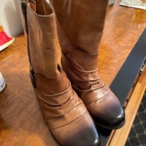 COPY - Women’s calf height boots